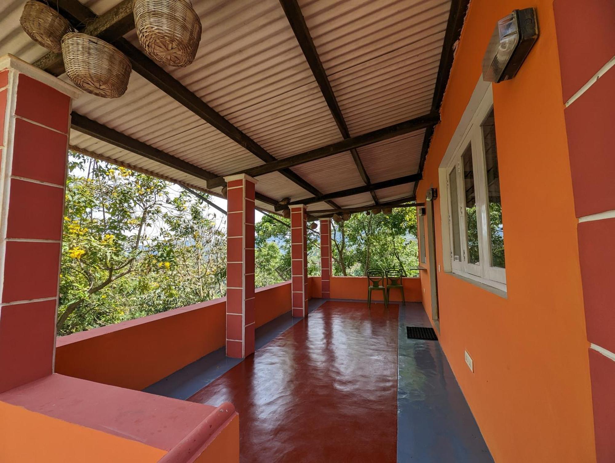Ghar Homestay, Котажирі Екстер'єр фото